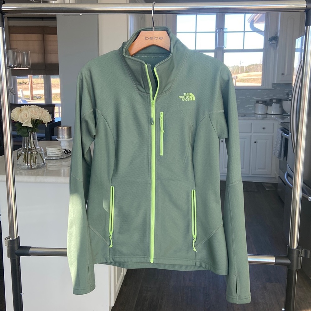 North Face Full Zip Jacket!  Size small